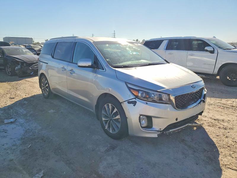 Photo 4 from auction – 2015 KIA SEDONA EX with VIN KNDMC5C15F6064101