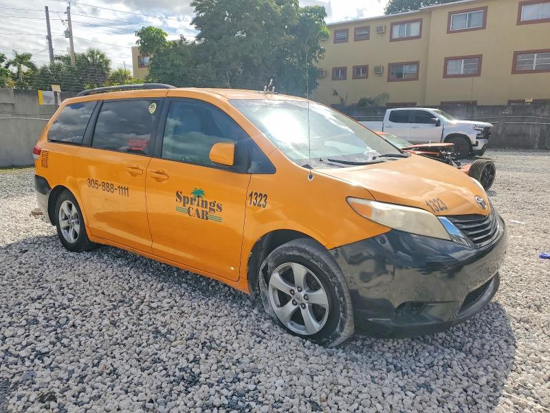 Photo 4 from auction – 2012 TOYOTA SIENNA LE with VIN 5TDKK3DC9CS181593
