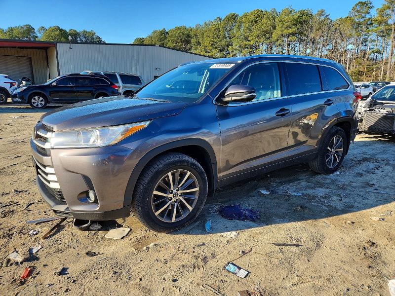 TOYOTA HIGHLANDER 2018 con VIN 5TDJZRFH6JS873665 - Foto de la subasta