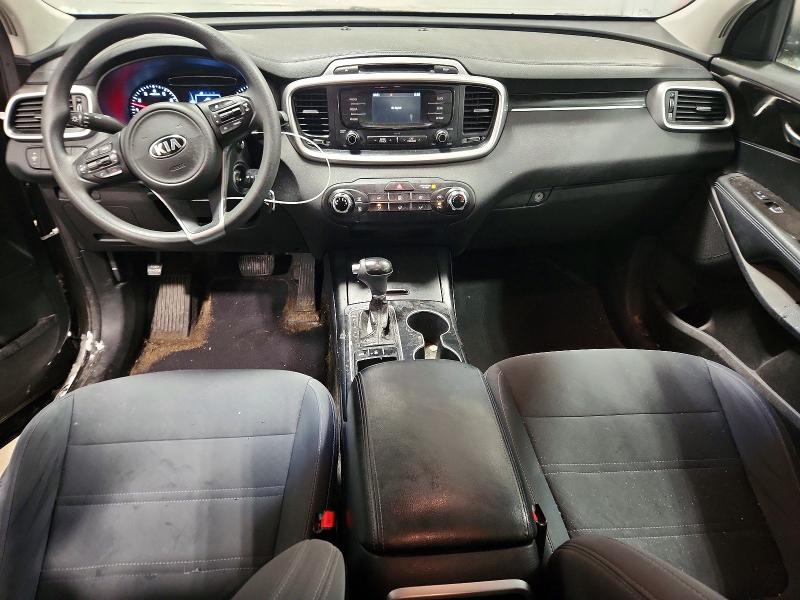 Photo 8 from auction – 2017 KIA SORENTO LX with VIN 5XYPGDA59HG189488