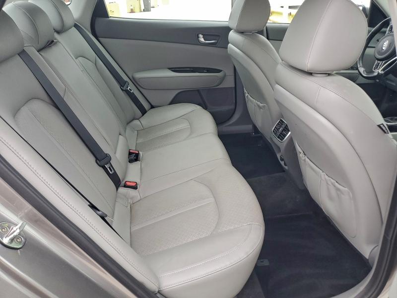 Photo 10 from auction – 2018 KIA OPTIMA EX with VIN 5XXGU4L35JG226373