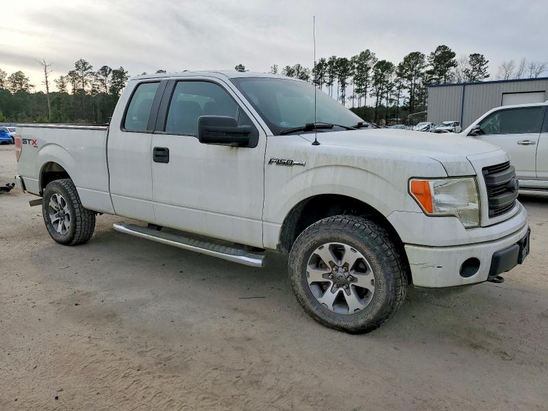 Photo 4 from auction – 2013 FORD F150 with VIN 1FTFX1EF1DKE86109
