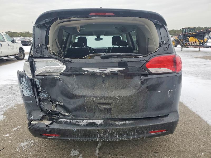 Photo 6 from auction – 2020 CHRYSLER VOYAGER LX with VIN 2C4RC1DG2LR256808