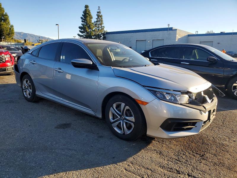 Photo 4 from auction – 2018 HONDA CIVIC LX with VIN 2HGFC2F58JH528531