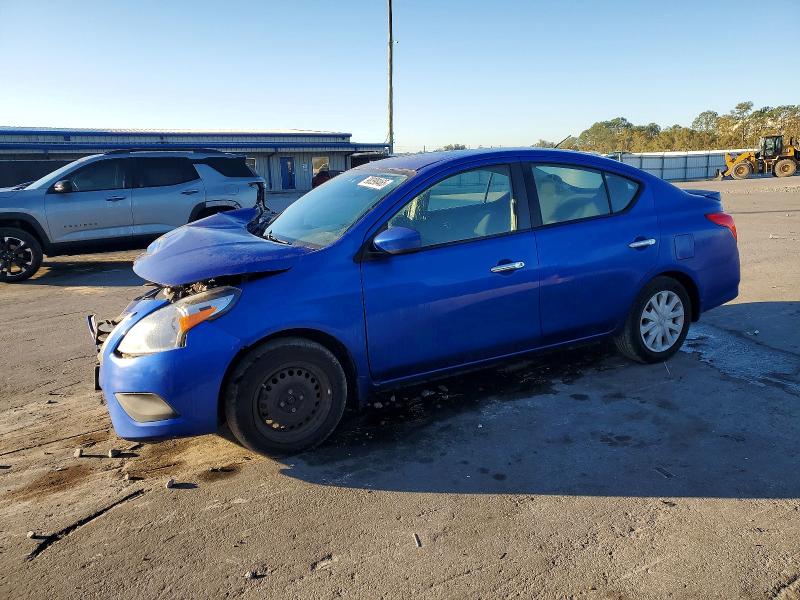 NISSAN VERSA S 2015 with VIN 3N1CN7AP2FL839360 - Photo from auction