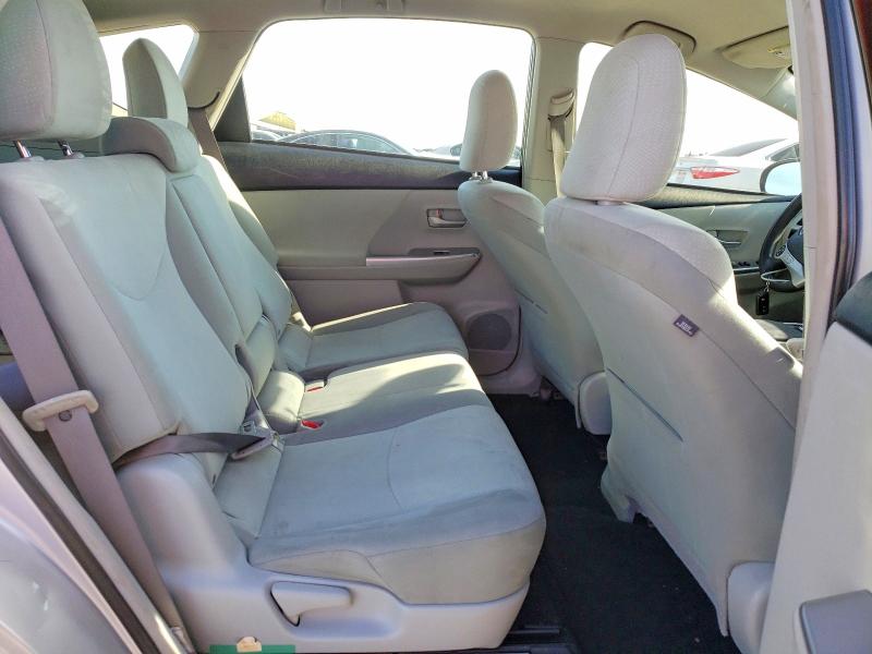 Photo 10 from auction – 2014 TOYOTA PRIUS V with VIN JTDZN3EU4E3307179