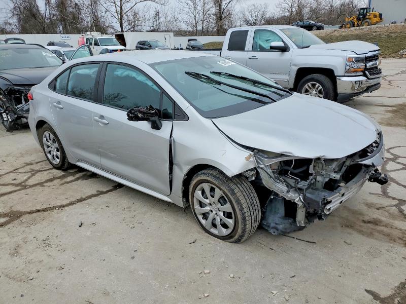 Photo 4 from auction – 2021 TOYOTA COROLLA LE with VIN 5YFEPMAE1MP168079