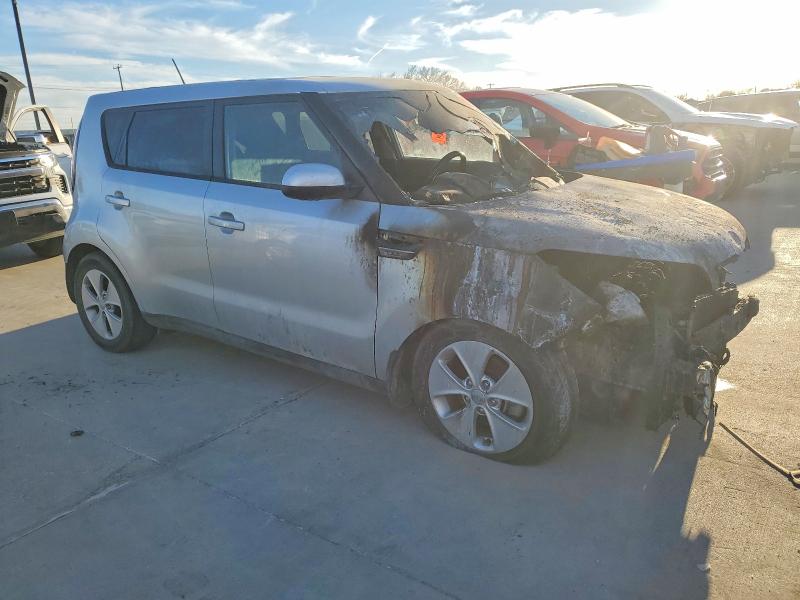 Photo 4 from auction – 2016 KIA SOUL with VIN KNDJN2A26G7827083