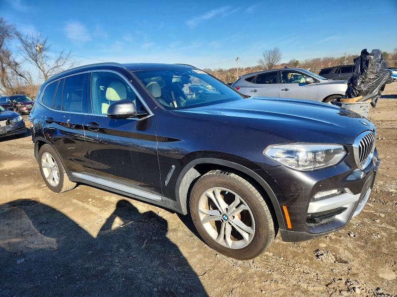 Photo 4 from auction – 2019 BMW X3 XDRIVE3 with VIN 5UXTR9C55KLE19088