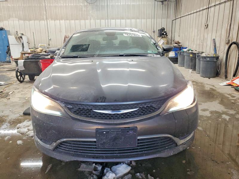 Photo 5 from auction – 2016 CHRYSLER 200 LIMITE with VIN 1C3CCCAB6GN164845