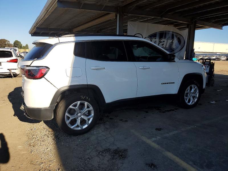 Photo 3 from auction – 2024 JEEP COMPASS LA with VIN 3C4NJDBN1RT111904