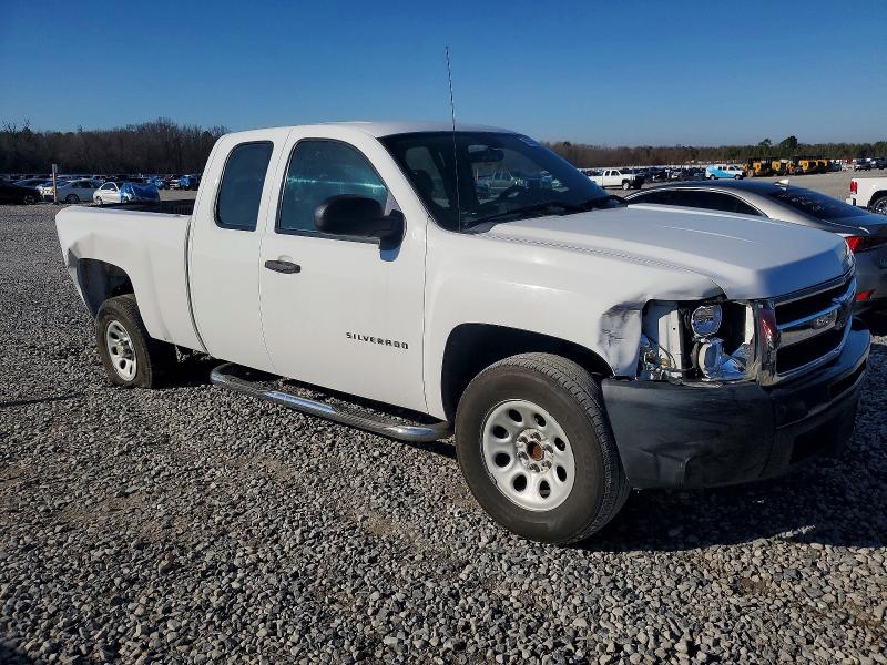 Photo 4 from auction – 2011 CHEVROLET SILVERADO with VIN 1GCRCPEX2BZ417647