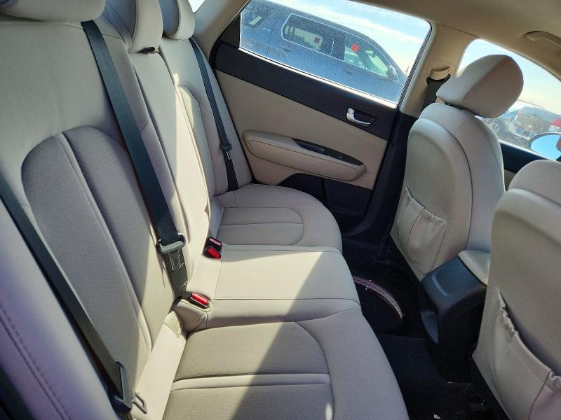 Photo 10 from auction – 2016 KIA OPTIMA LX with VIN 5XXGT4L37GG067545
