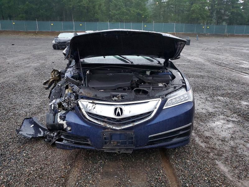 Photo 5 from auction – 2017 ACURA TLX with VIN 19UUB3F57HA002884