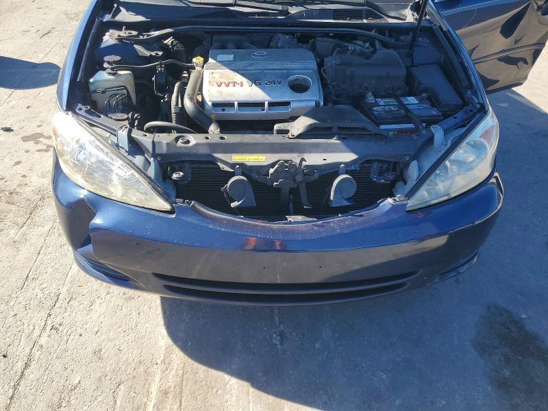 Photo 11 from auction – 2003 TOYOTA CAMRY LE with VIN 4T1BF30KX3U050018