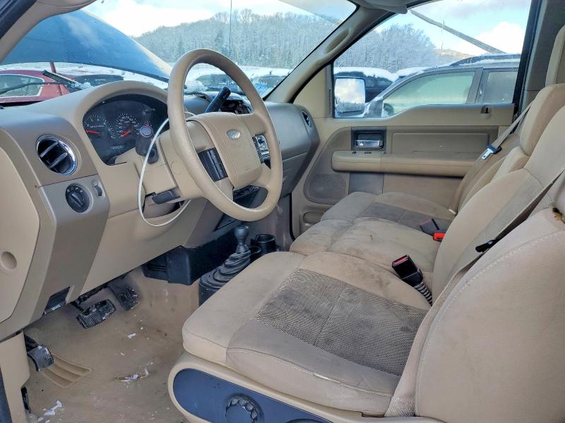 Photo 8 from auction – 2005 FORD F150 with VIN 1FTRX14W65NB04672