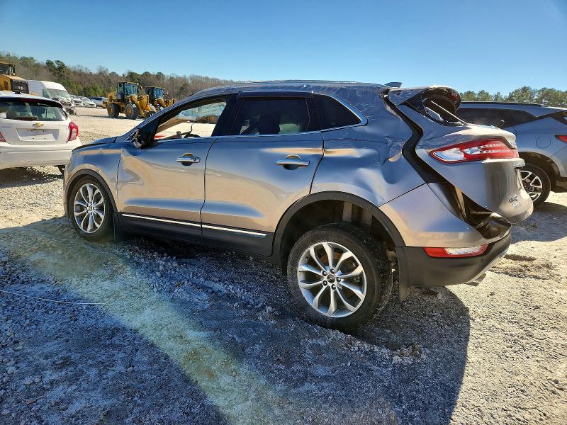Photo 2 from auction – 2019 LINCOLN MKC with VIN 5LMCJ2C92KUL43638