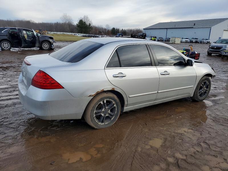 Photo 3 from auction – 2007 HONDA ACCORD with VIN 1HGCM563X7A135573