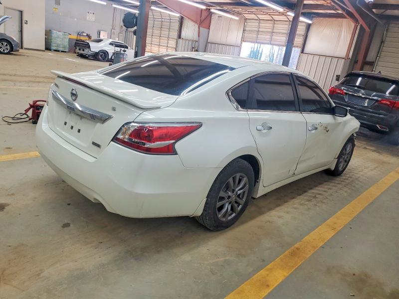Photo 3 from auction – 2015 NISSAN ALTIMA with VIN 1N4AL3AP7FC481824