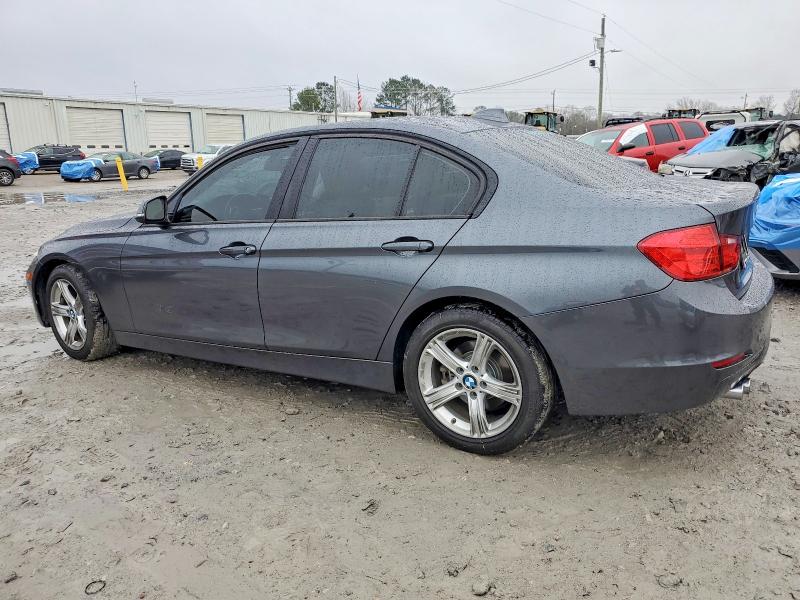 Photo 2 from auction – 2013 BMW 328 I with VIN WBA3A5C55DF356703