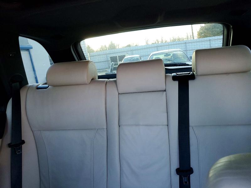 Photo 10 from auction – 2006 BMW X5 4.8IS with VIN 5UXFA93556LE84873