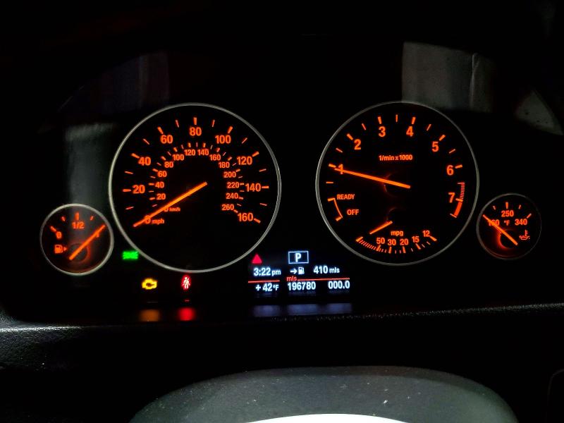 Photo 9 from auction – 2013 BMW 328 XI with VIN WBA3B3G53DNR79657