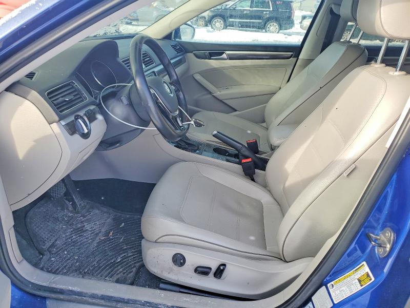 Photo 7 from auction – 2016 VOLKSWAGEN PASSAT SE with VIN 1VWBT7A33GC064797