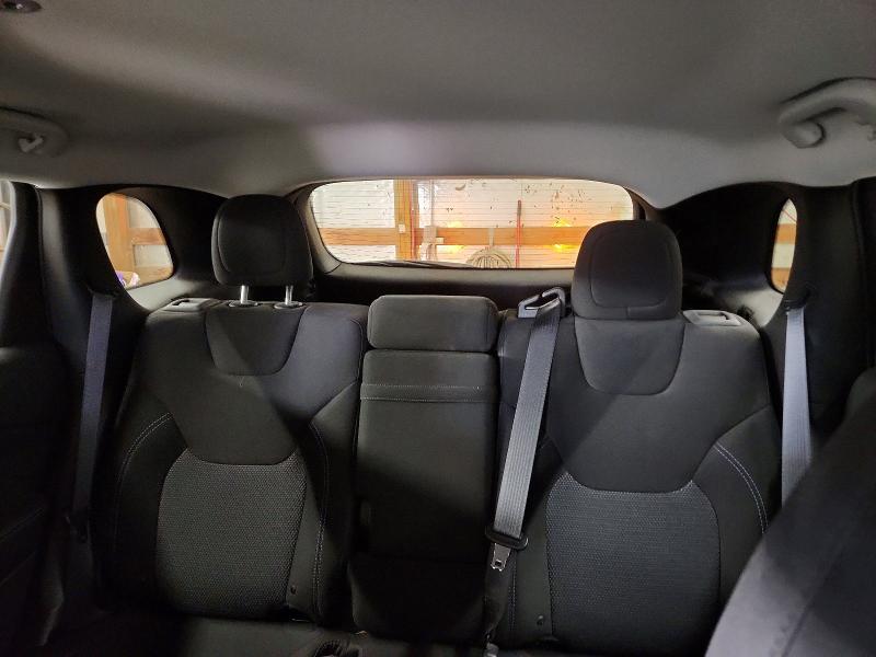 Photo 10 from auction – 2019 JEEP CHEROKEE L with VIN 1C4PJLCB1KD222858