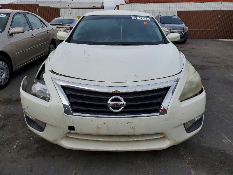 Photo 5 from auction – 2014 NISSAN ALTIMA 2.5 with VIN 1N4AL3AP2EN381844