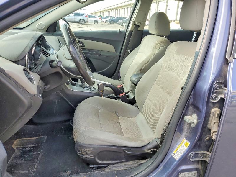 Photo 7 from auction – 2014 CHEVROLET CRUZE LT with VIN 1G1PC5SB0E7196305