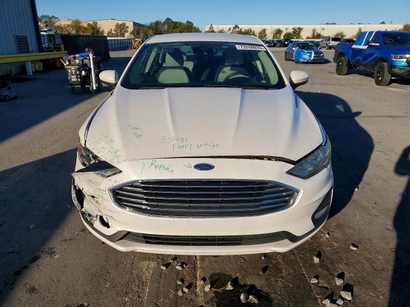 Photo 5 from auction – 2019 FORD FUSION SE with VIN 3FA6P0HD1KR281022