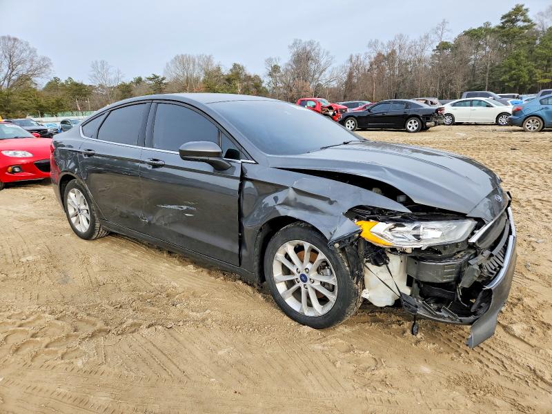 Photo 4 from auction – 2020 FORD FUSION with VIN 3FA6P0LU0LR213626