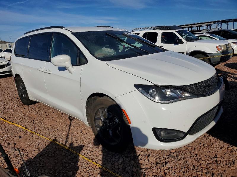 Photo 4 from auction – 2018 CHRYSLER PACIFICA T with VIN 2C4RC1BG3JR155065