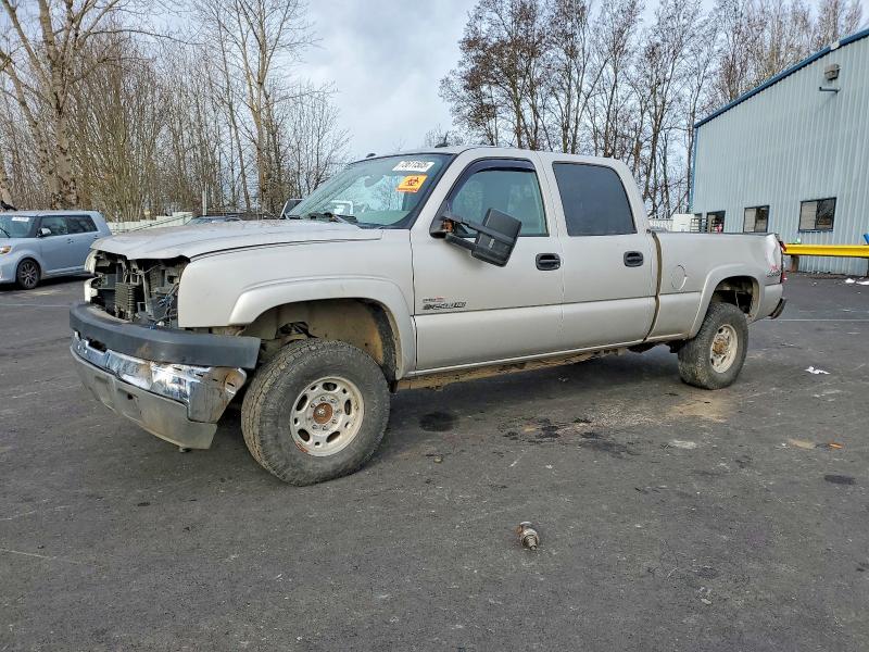 CHEVROLET SILVERADO 2004 with VIN 1GCHK23234F245674 - Photo from auction