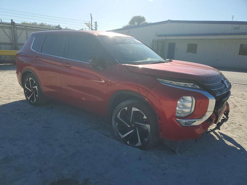 Photo 4 from auction – 2023 MITSUBISHI OUTLANDER with VIN JA4J4UA88PZ014183