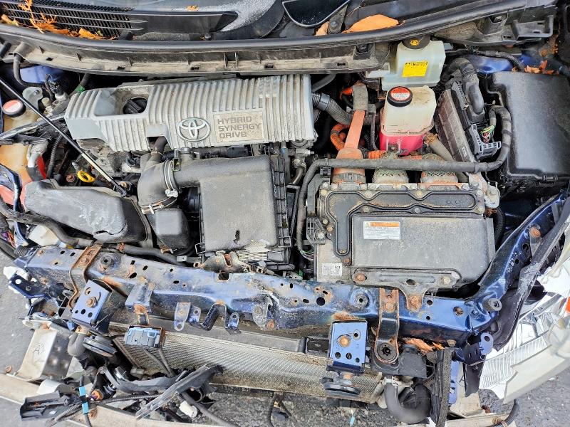 Photo 11 from auction – 2015 TOYOTA PRIUS with VIN JTDKN3DU0F0414364