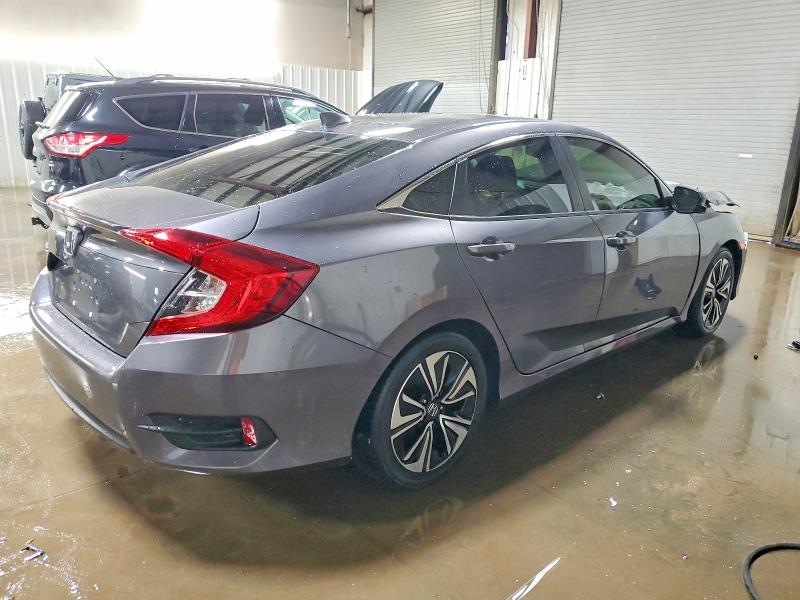 Photo 3 from auction – 2018 HONDA CIVIC EXL with VIN JHMFC1F7XJX029976