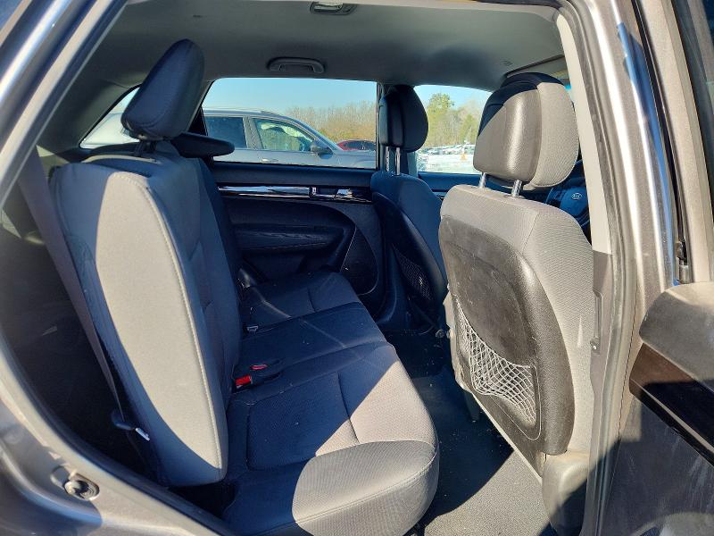 Photo 11 from auction – 2012 KIA SORENTO BA with VIN 5XYKT4A12CG220527