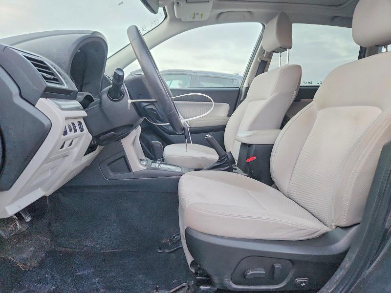 Photo 7 from auction – 2017 SUBARU FORESTER 2 with VIN JF2SJAGC2HH429473