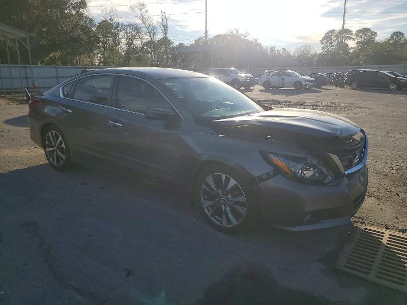 Photo 4 from auction – 2017 NISSAN ALTIMA 2.5 with VIN 1N4AL3AP9HC149693