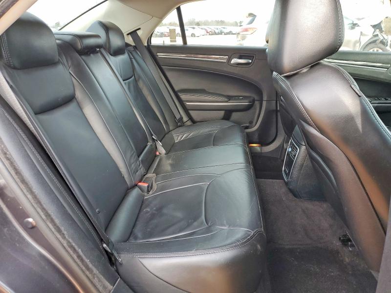 Photo 10 from auction – 2016 CHRYSLER 300 LIMITE with VIN 2C3CCAAG2GH358183