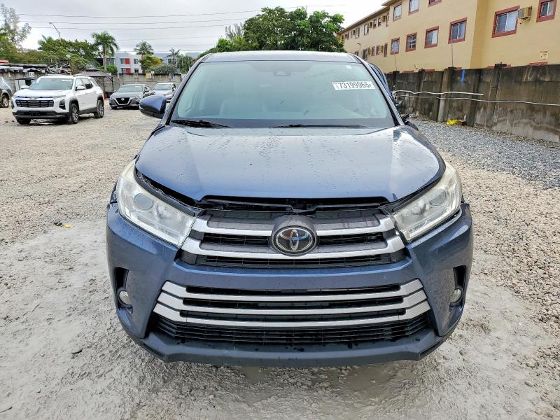 Photo 5 from auction – 2019 TOYOTA HIGHLANDER with VIN 5TDZZRFH5KS306741