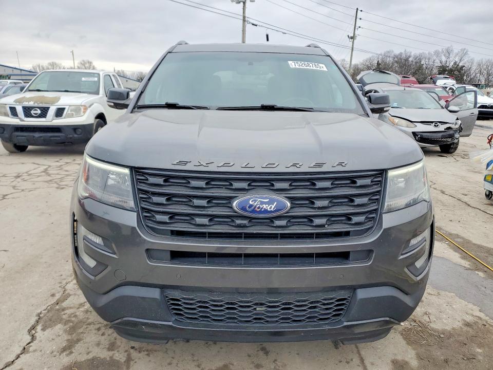 Photo 5 from auction – 2017 FORD EXPLORER S with VIN 1FM5K8GT9HGB76042