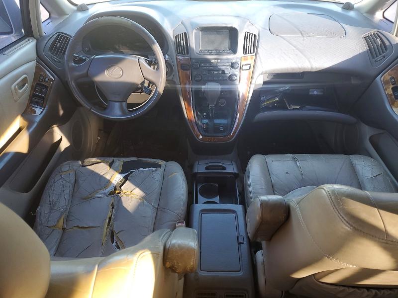 Photo 8 from auction – 2000 LEXUS RX 300 with VIN JT6GF10U9Y0063171