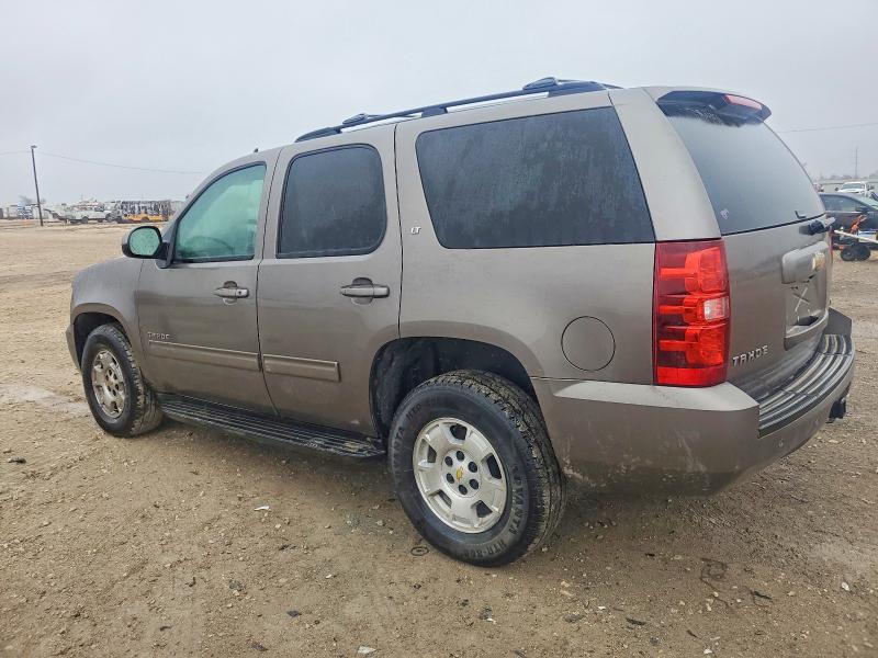 Photo 2 from auction – 2011 CHEVROLET TAHOE with VIN 1GNSCBE00BR270680