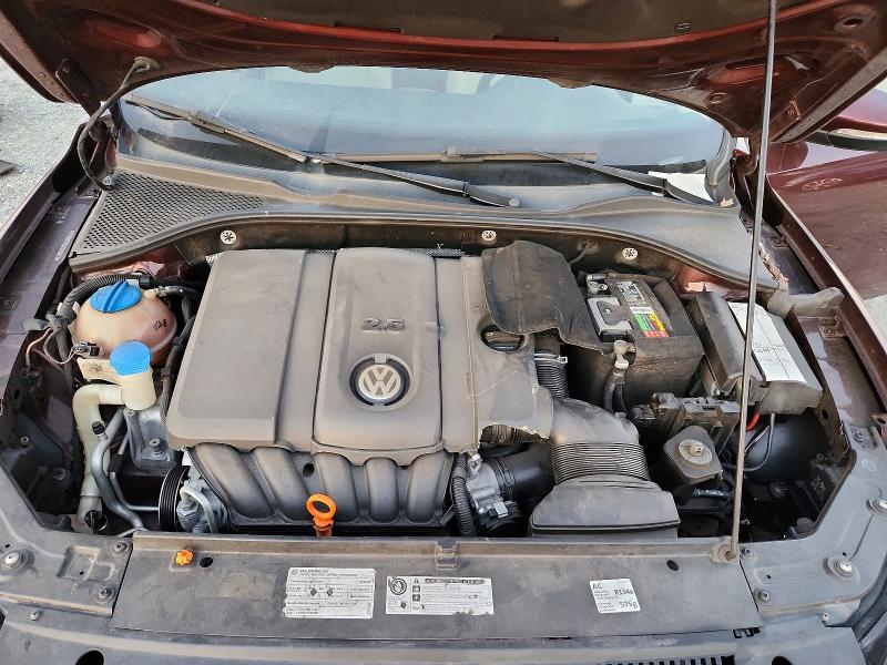 Photo 11 from auction – 2012 VOLKSWAGEN PASSAT with VIN 1VWBP7A32CC090872