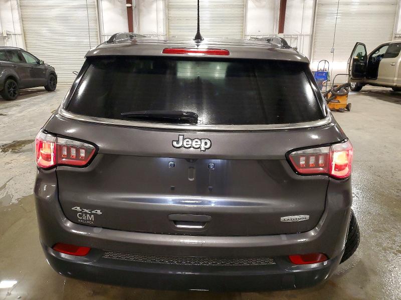 Photo 6 from auction – 2018 JEEP COMPASS LA with VIN 3C4NJDBBXJT482148
