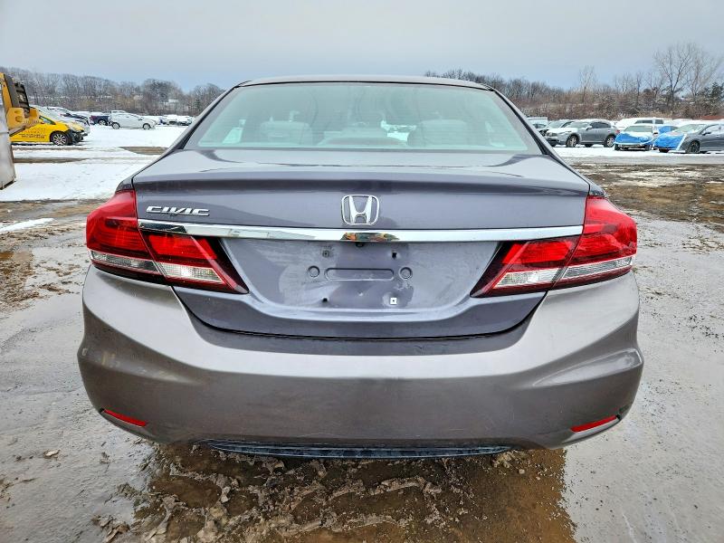 Foto 6 de la subasta – 2015 HONDA CIVIC EX con VIN 19XFB2F87FE223018