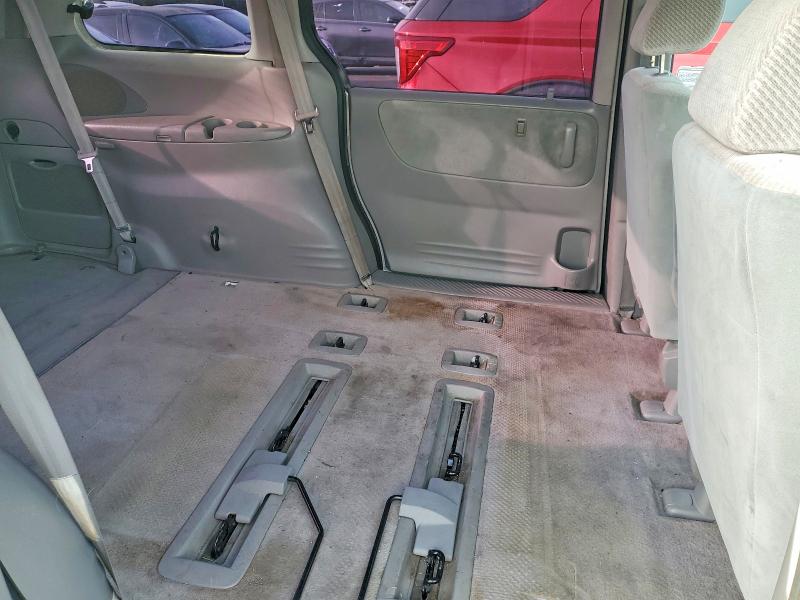 Photo 11 from auction – 2000 MAZDA MPV with VIN JM3LW28G4Y0153797