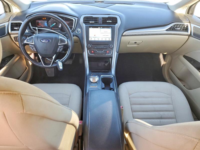 Photo 8 from auction – 2017 FORD FUSION SE with VIN 3FA6P0HD8HR328071
